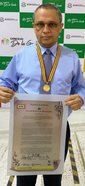 Dr Wilmer Barros